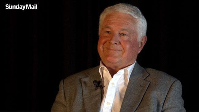 Có kho tiền, đại gia vẫn quyết không giảm giá cho khách thuê nhà - Hình 8 Co kho tien, dai gia van quyet khong giam gia cho khach thue nha-Hinh-8