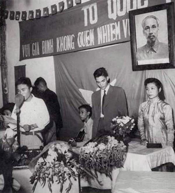 Đám cưới thời bao cấp ở Việt Nam diễn ra như thế nào? Dam cuoi thoi bao cap o Viet Nam dien ra nhu the nao?