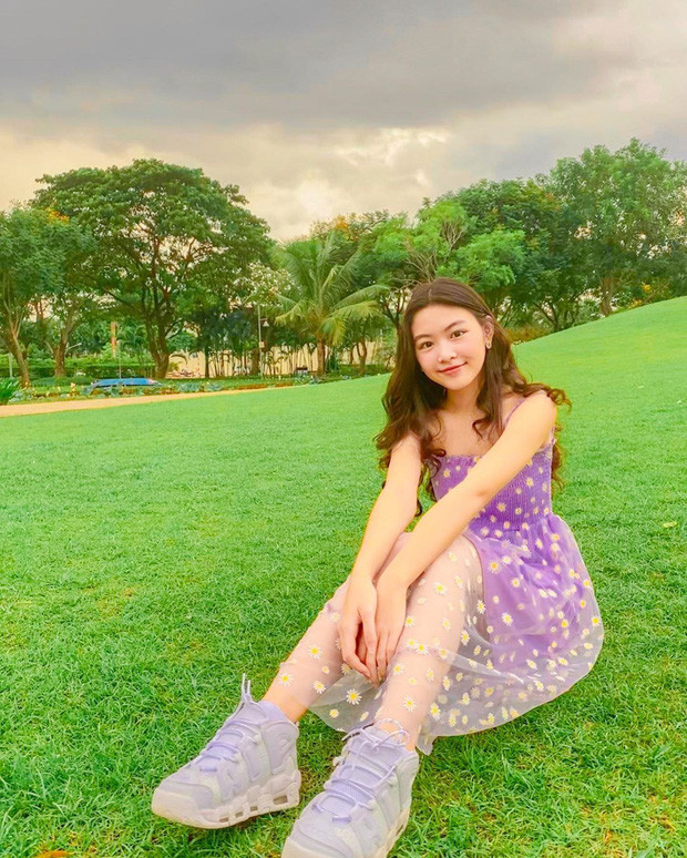 2 con gai MC Quyen Linh gay chu y voi chieu cao vuot troi-Hinh-2