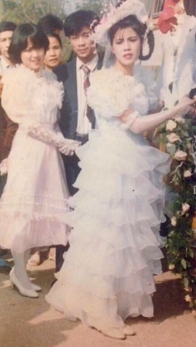 Ngam loat anh thoi nien thieu cua MC Thao Van-Hinh-7