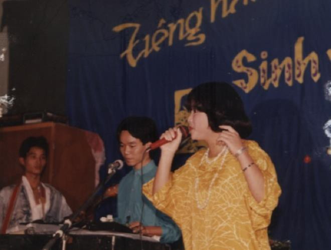 Ngam loat anh thoi nien thieu cua MC Thao Van-Hinh-6