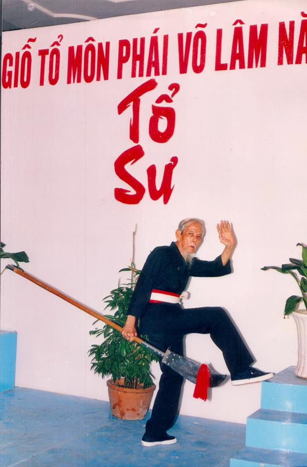 Chuyen ve vi dai tong su dep loan dan em cua Dai Cathay-Hinh-2