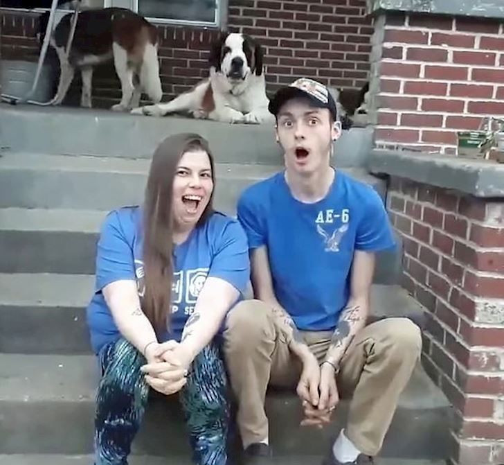 Chuyen that nhu dua: Choi game voi ban roi cuoi me cua ban-Hinh-2