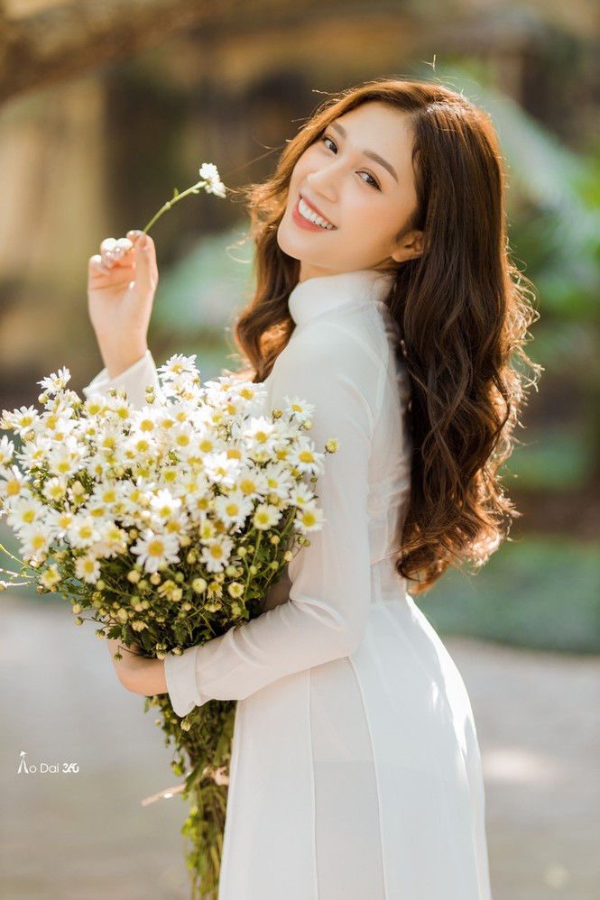 Nữ MC cá tính Ngọc Anh: “Đã lỡ mê thể thao, cực cũng phải cố gắng” Nu MC ca tinh Ngoc Anh: “Da lo me the thao, cuc cung phai co gang”