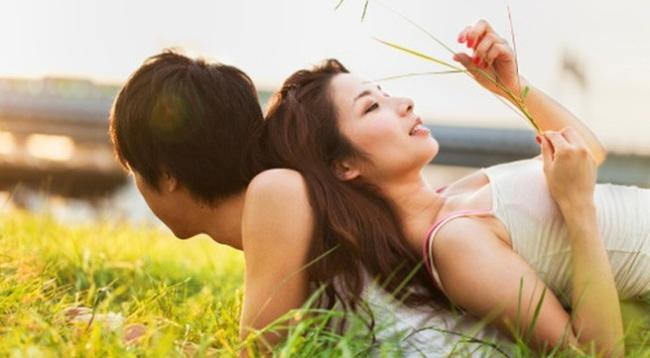 Đàn ông ghê sợ nếu phụ nữ để bản thân bốc lên 4 mùi vị này Dan ong ghe so neu phu nu de ban than boc len 4 mui vi nay