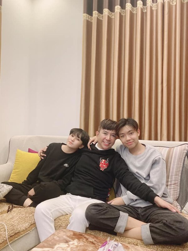 Long Nhat khoe quy tu dau long nay da 20 tuoi-Hinh-3