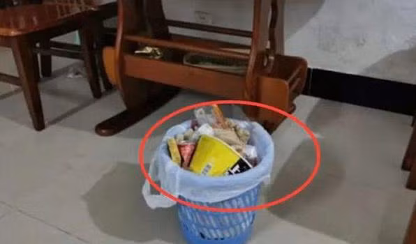 Đặt thùng rác kiểu này, gia chủ làm hoài vẫn nghèo khổ - Hình 2 Dat thung rac kieu nay, gia chu lam hoai van ngheo kho-Hinh-2