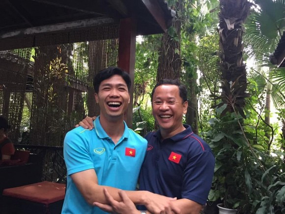 Tro ly thay Park danh loi khen cho vo cua Cong Phuong-Hinh-2