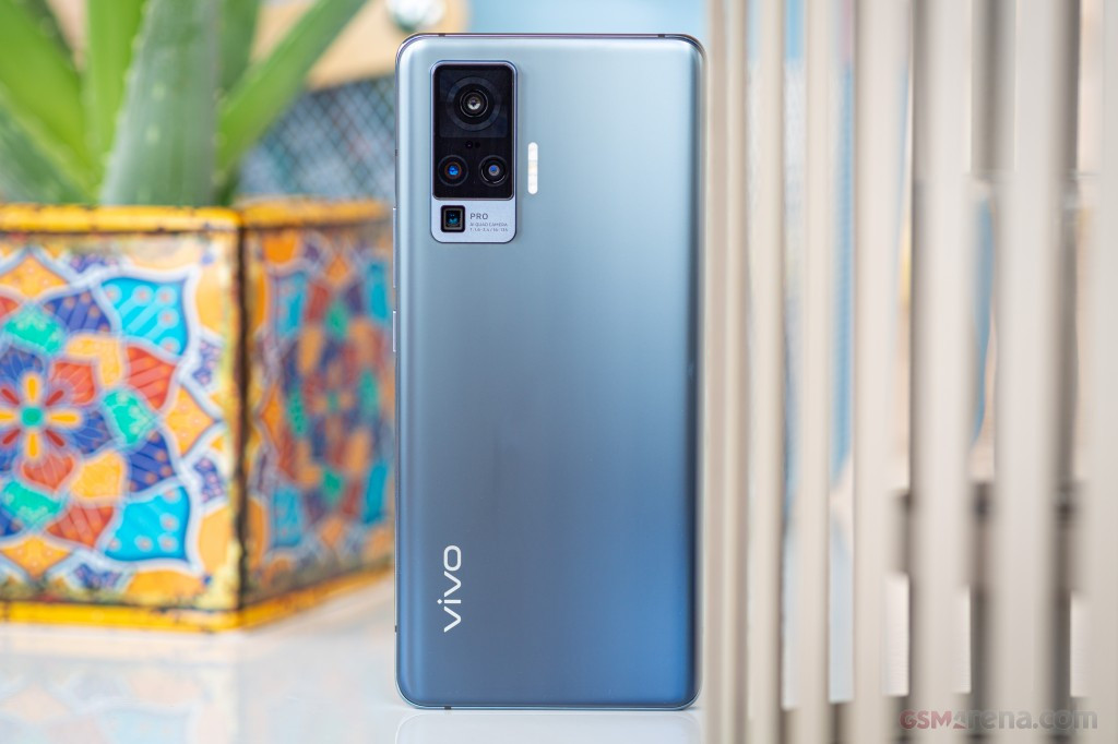 Smartphone 5G, camera sieu chat giam gia 2 trieu o Viet Nam-Hinh-3