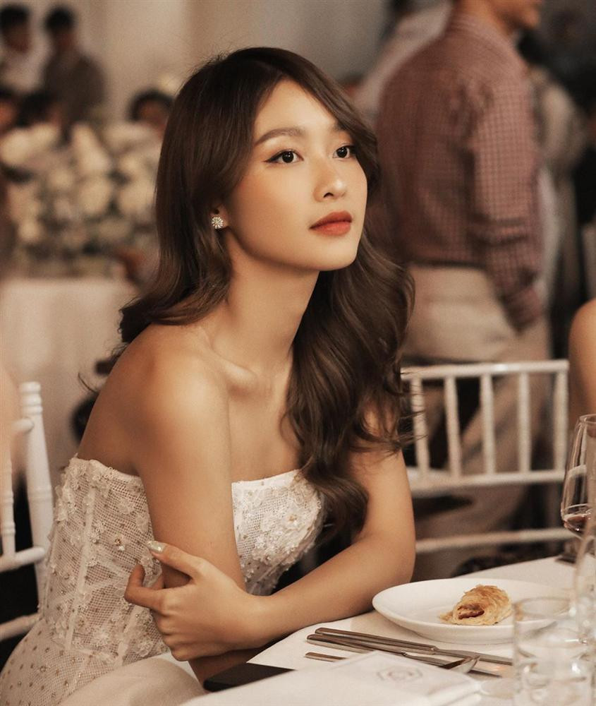 Bi don di khach, Kha Ngan: 'Sao khong tang them chut nua?'