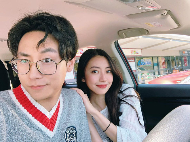 Phụ huynh cực phẩm, nhìn sang con gái nhan sắc hơn người - Hình 6 Phu huynh cuc pham, nhin sang con gai nhan sac hon nguoi-Hinh-6