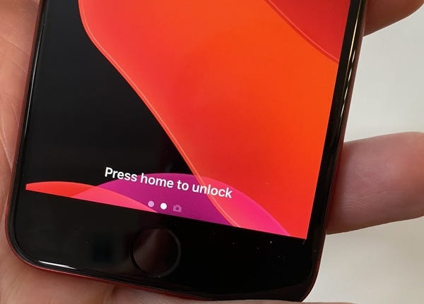 Đây là 4 lí do iPhone SE vừa rẻ vừa ngon - Hình 3 Day la 4 li do iPhone SE vua re vua ngon-Hinh-3