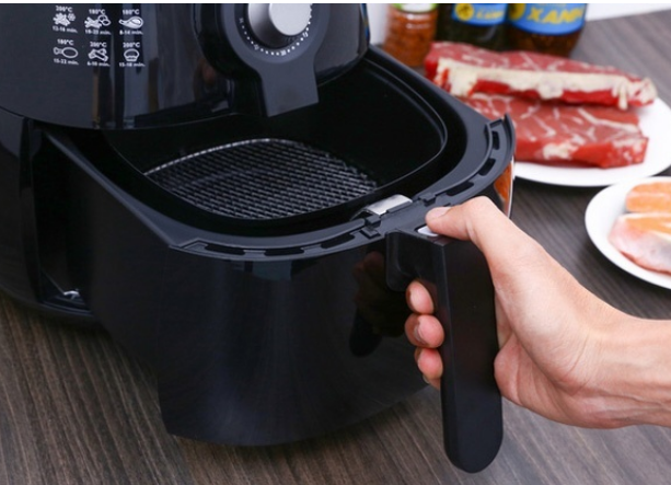 6 sai lam trong qua trinh che bien thuc an bang noi chien khong dau