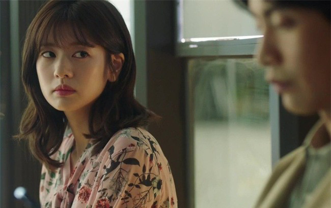 Vo tinh lat tam anh, con nguoi that cua chong duoc phoi bay khien toi nga quy