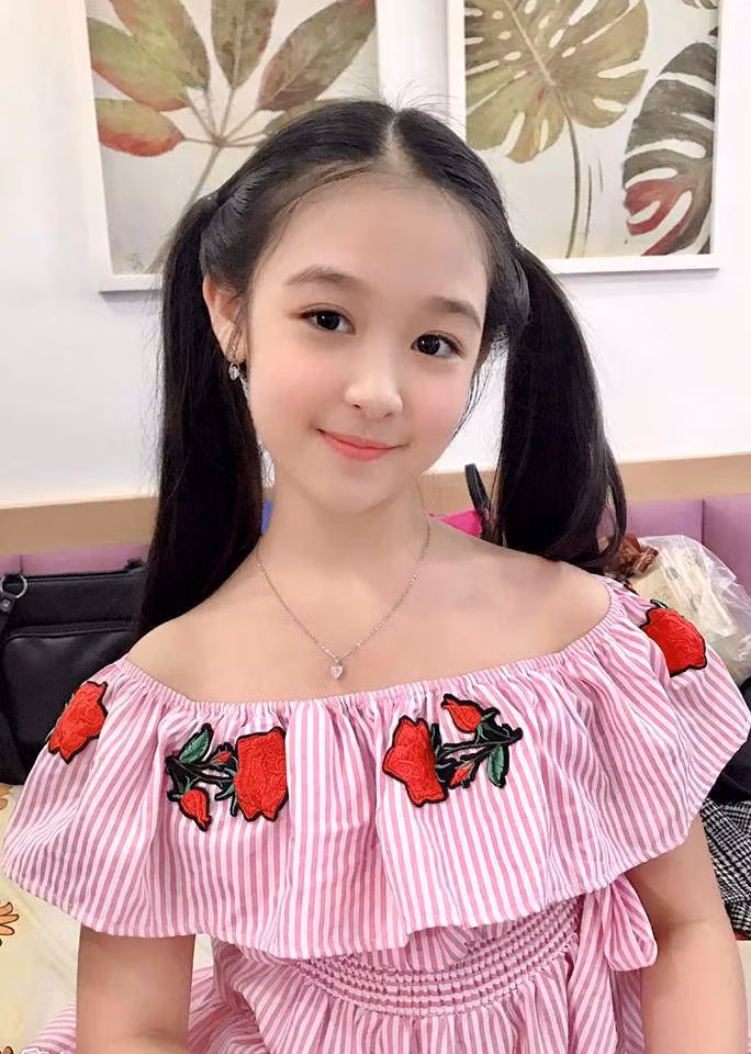 Cặp mẹ con Cần Thơ chiếm spotlight bởi ai nấy đều đẹp - Hình 3 Cap me con Can Tho chiem spotlight boi ai nay deu dep-Hinh-3