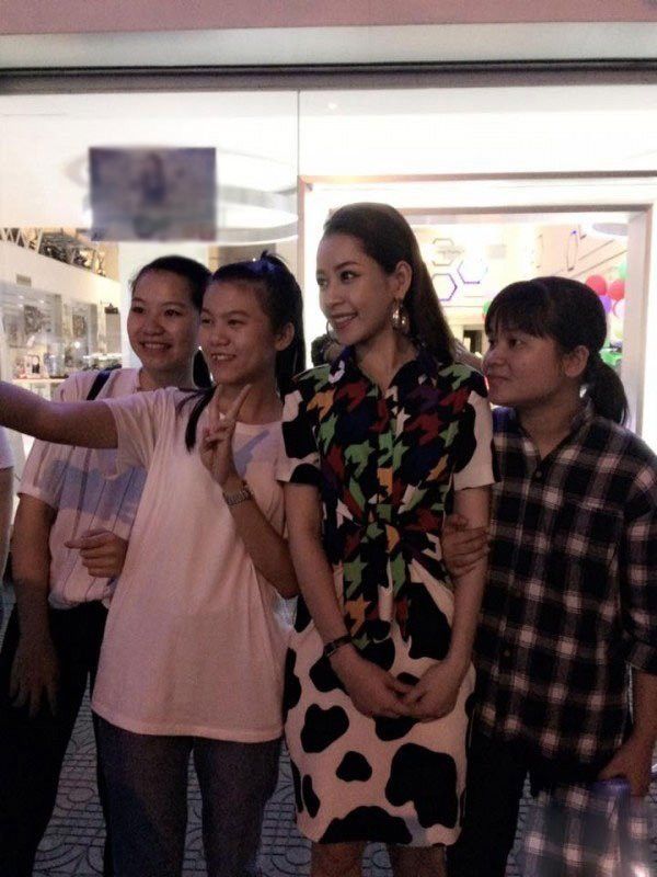 Nhan sắc thật của các mỹ nhân Việt qua camera thường - Hình 3 Nhan sac that cua cac my nhan Viet qua camera thuong-Hinh-3