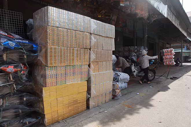 'Vàng thỏi' ế ẩm, chất đầy kho, cả làng sống trong lo lắng - Hình 12 'Vang thoi' e am, chat day kho, ca lang song trong lo lang-Hinh-12