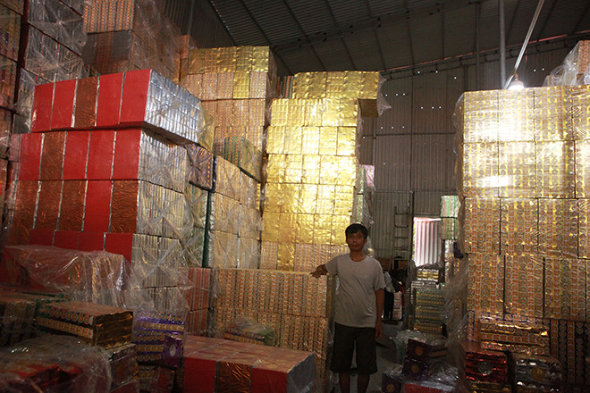 'Vang thoi' e am, chat day kho, ca lang song trong lo lang