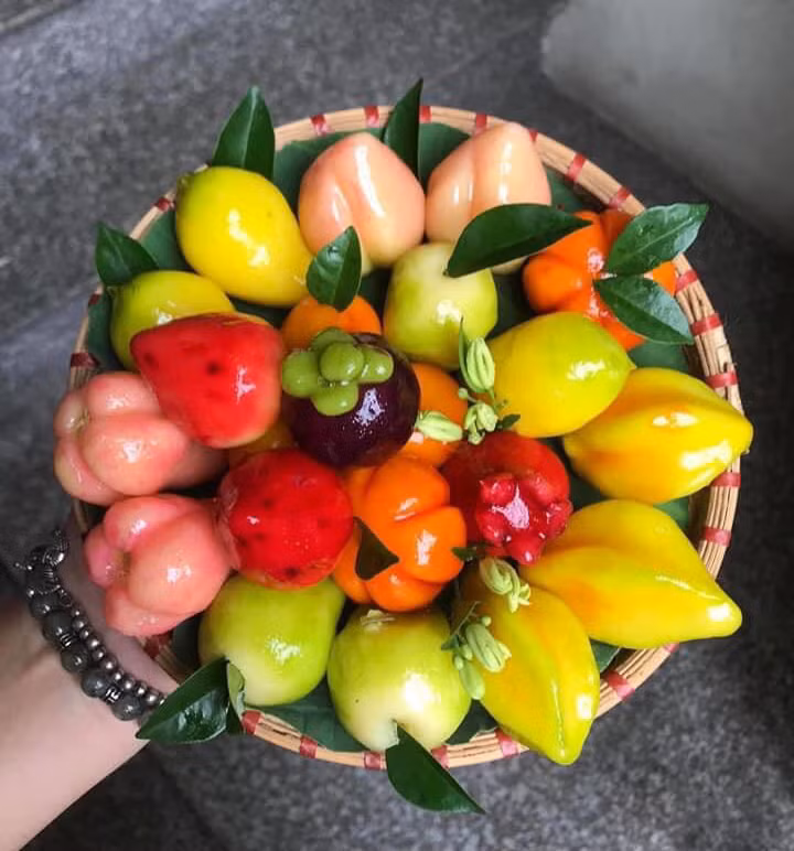 Met hoa ngu sac, 'huong co tich' dang cung Ram thang Bay