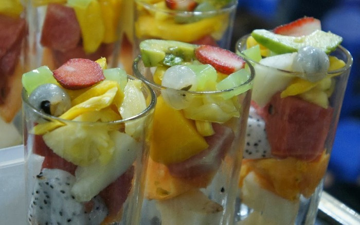 Tra chanh via he 15 ngan, quan cafe thu 100 ngan/coc sua chua-Hinh-2