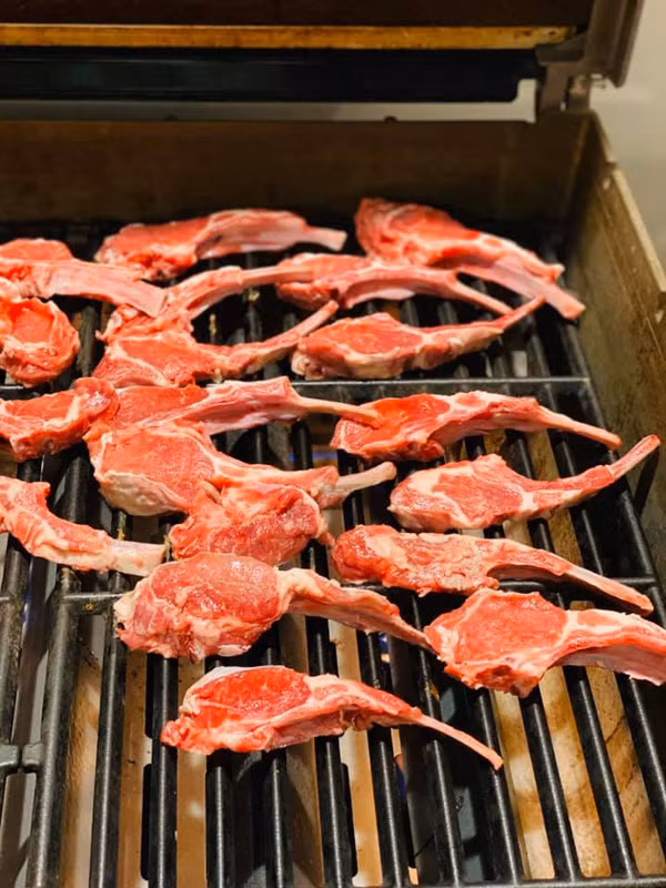 Hoa hau Nguyen Thi Huyen de lo anh con gai xinh xan-Hinh-3