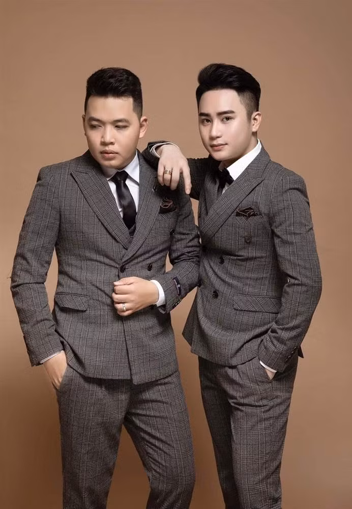 Dam cuoi dong tinh o Tay Ninh gay xon xao cong dong mang-Hinh-2