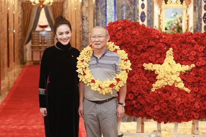 Vợ Thanh Bùi: Gia thế khủng, hết lòng vì chồng con - Hình 6 Vo Thanh Bui: Gia the khung, het long vi chong con-Hinh-6