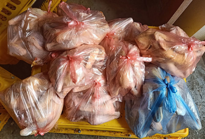 Dac san ga ri 45.000 dong/con ban tran cho mang-Hinh-3