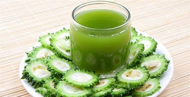 Cách làm nước ép mướp đắng để giải độc gan và làm đẹp ảnh 3 Cách làm nước ép mướp đắng để giải độc gan và làm đẹp ảnh 3