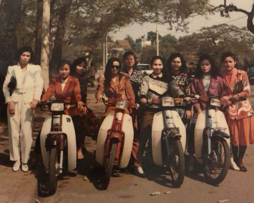 Style chất lừ của rich kid thập niên 90 - Hình 19 Style chat lu cua rich kid thap nien 90-Hinh-19