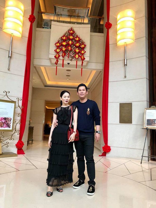 Lệ Quyên cứu vãn cuộc hôn nhân ra sao trước khi đổ vỡ? Le Quyen cuu van cuoc hon nhan ra sao truoc khi do vo?