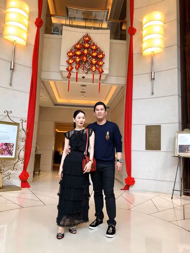 Le Quyen cuu van cuoc hon nhan ra sao truoc khi do vo?