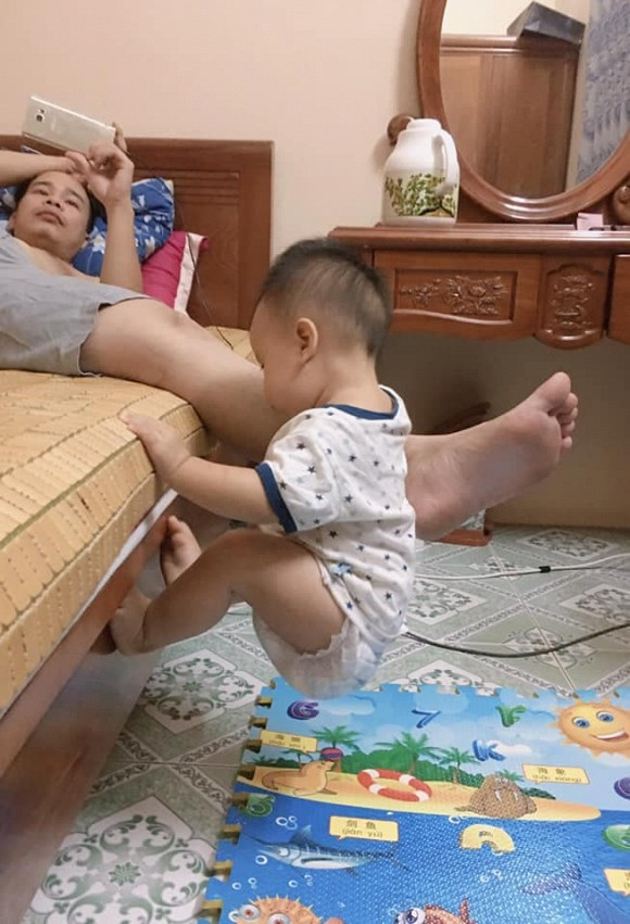 Hinh anh quay tung troi cua cac thien than nho duoc dan mang chia se-Hinh-16