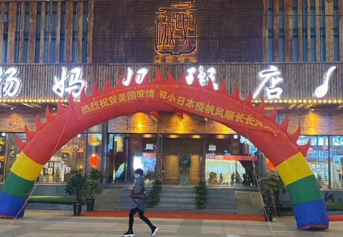 Tam bien khien ca the gioi phan no giua mua dich Covid-19