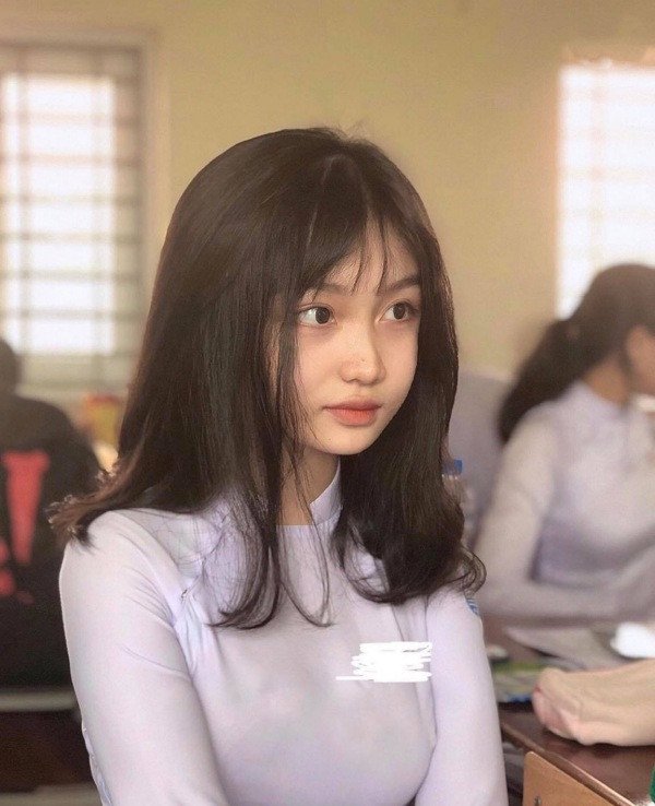 Nu sinh cap 3 mac ao dai dep nhu nu than-Hinh-3