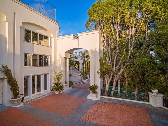 Dieu kho tin trong nui tien 700 ty dong va bi an duoi be boi-Hinh-7