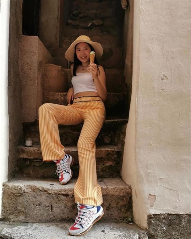 Ngoai hinh noi bat cua 2 con ngoi sao vo thuat Chan Tu Dan-Hinh-11