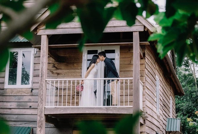 Cặp vợ chồng 9x bỏ Sài Gòn lên núi làm "người rừng" ảnh 4