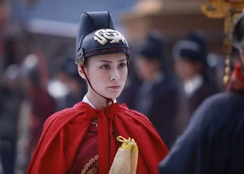 Nu thai giam dang so nhat lich su phong kien-Hinh-2