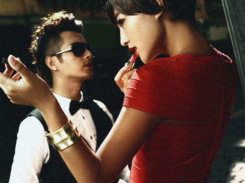 Bay ngoai tinh cay nghiet cua nguoi vo khien chong chet ngat