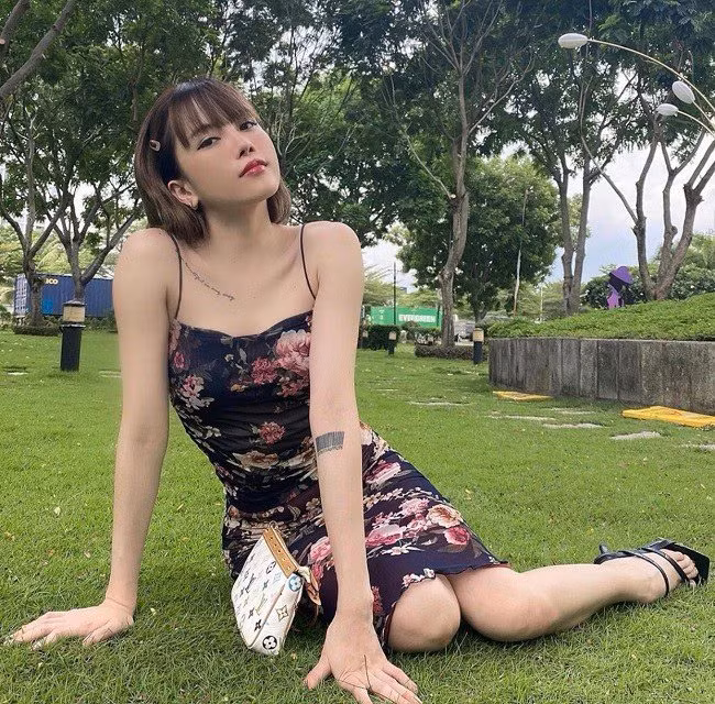 Ban gai Son Tung cuc goi cam du chang can ho bao-Hinh-2