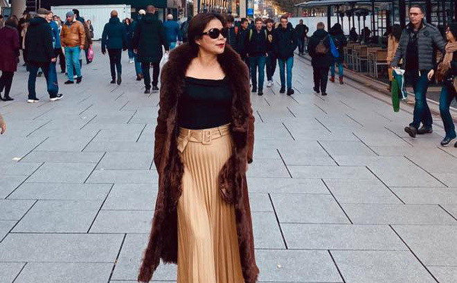 Nữ ca sĩ cho bạn vay 200 tỷ chỉ sau 1 cuộc gọi có gia tài đồ sộ - Hình 4 Nu ca si cho ban vay 200 ty chi sau 1 cuoc goi co gia tai do so-Hinh-4