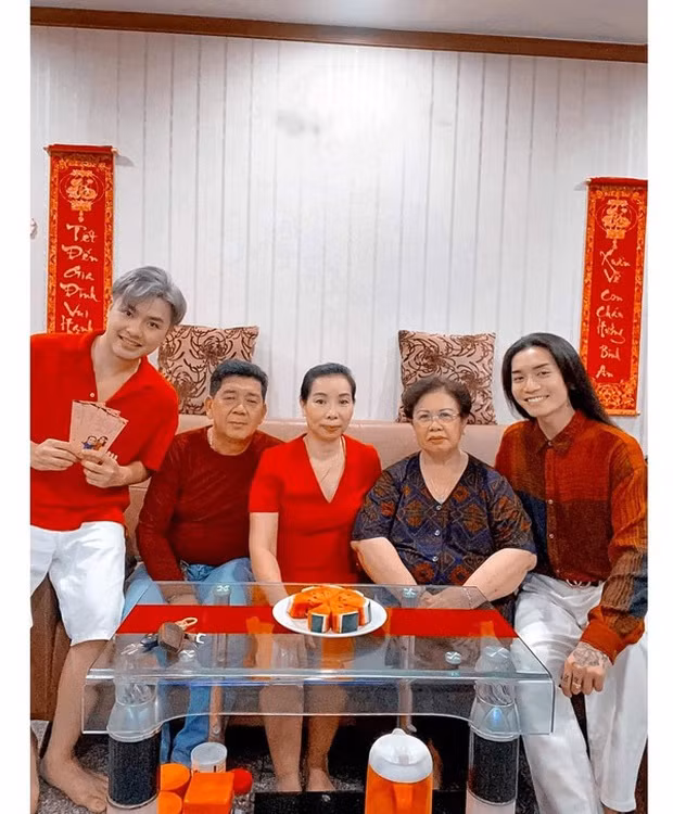 Chuyen tinh 7 nam cua BB Tran va nguoi yeu dong gioi-Hinh-10