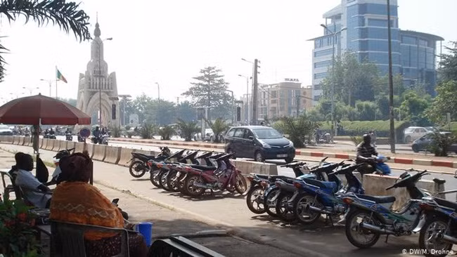 Noi vang nhieu den noi dan do ra song dai, co giau nhu tuong tuong?-Hinh-5