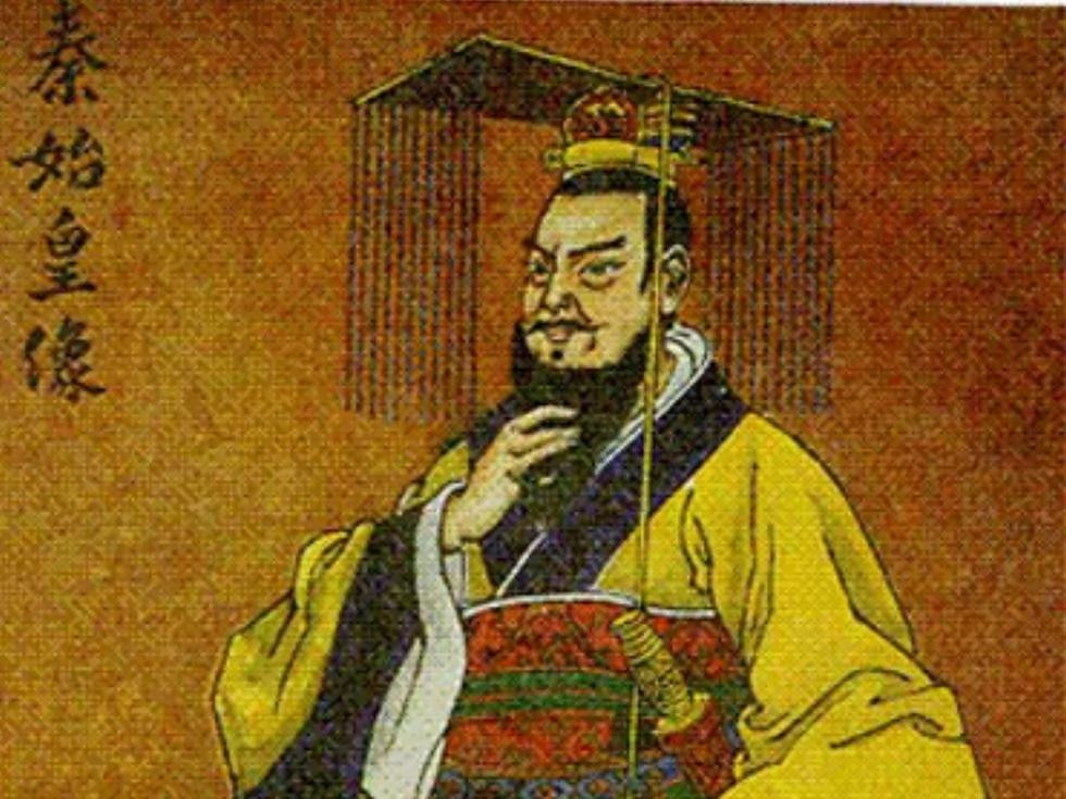 Tai sao xung quanh thi the Tan Thuy Hoang treo day bao ngu?