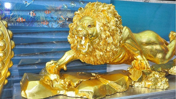 Trong ngôi nhà, các căn phòng được anh Trung trang trí theo những phong cách riêng biệt như cổ điển, sang trọng, thanh lịch,... - Ảnh: Người lao động