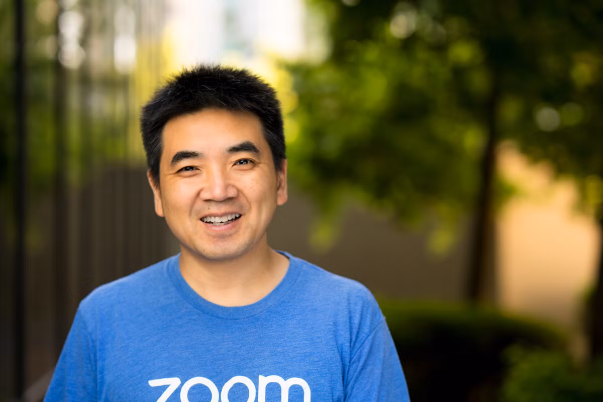 Dai gia gap may, gom day tui tien giua thoi dai dich-Hinh-2