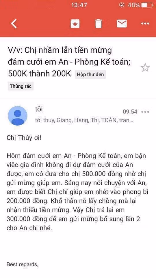 Co gai viet email nhan chi dong nghiep nham lan tien mung cuoi