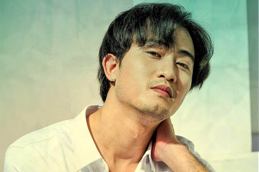 Nhận định về Doãn Quốc Đam, diễn viên Thanh Hương - người đóng Phan Hương trong Người phán xử và Lan cave trong Quỳnh búp bê khẳng định "bảo bối" của Doãn Quốc Đam khiến anh được khán giả yêu thích chính là sự nam tính, cả vẻ bề ngoài lẫn diễn xuất. Sau vai Cảnh, Doãn Quốc Đam tiếp tục gây ấn tượng với các phim như Mê cung, Sinh tử.