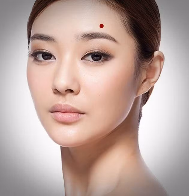 4 vị trí nốt ruồi chôn vàng này: Chủ nhân luôn gặp may mắn - Hình 2 4 vi tri not ruoi chon vang nay: Chu nhan luon gap may man-Hinh-2